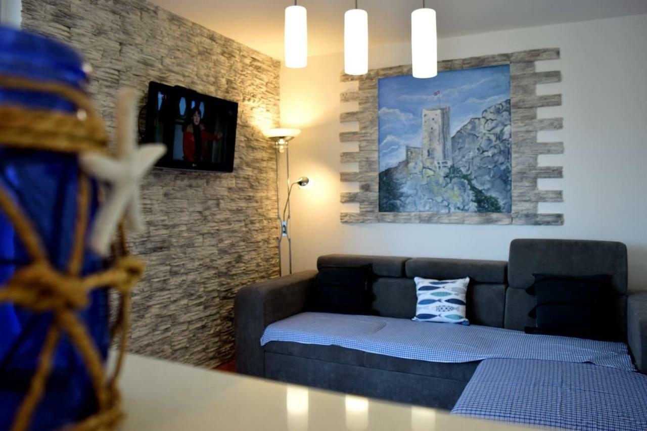 Newly Renovated Apartment "Marin" In The Center! Оміш Екстер'єр фото
