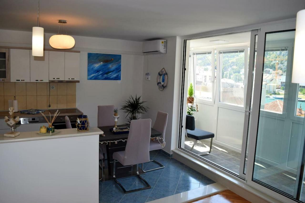 Newly Renovated Apartment "Marin" In The Center! Оміш Екстер'єр фото