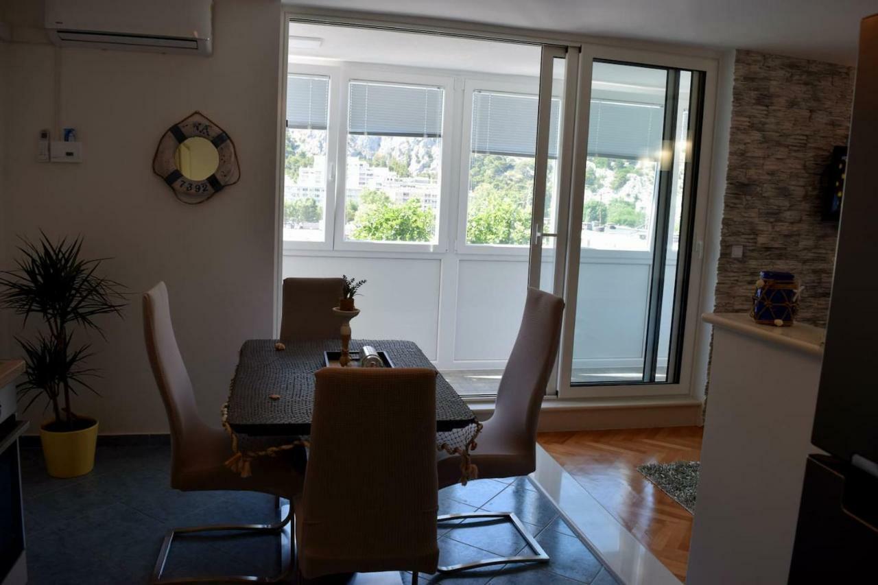 Newly Renovated Apartment "Marin" In The Center! Оміш Екстер'єр фото